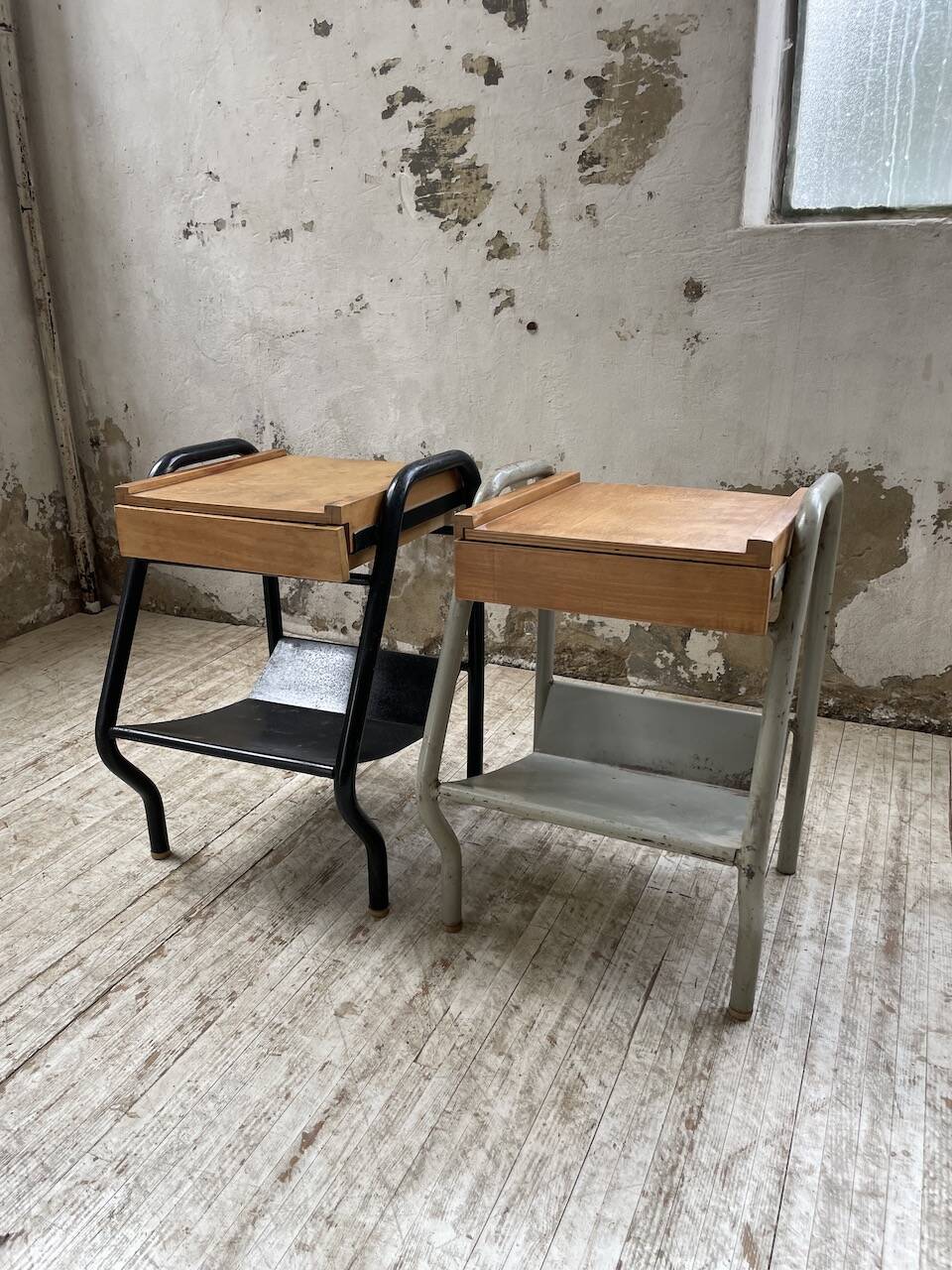 Paire de chevets Tubauto années 60