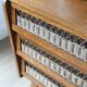 Commode vintage avec rotin