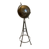 Meuble industriel atypique sphère riveté
