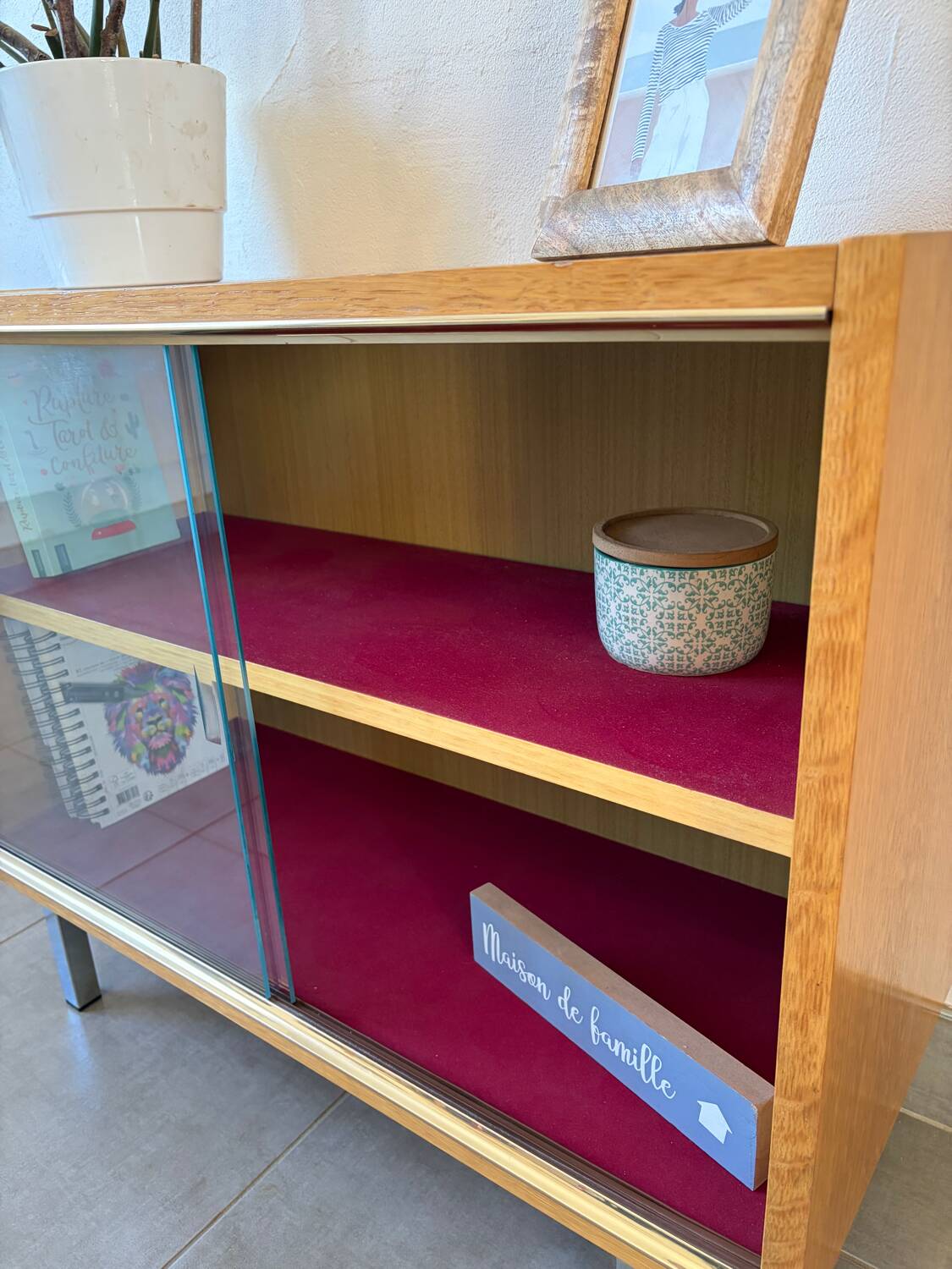 Vintage display cabinet from the 1960s