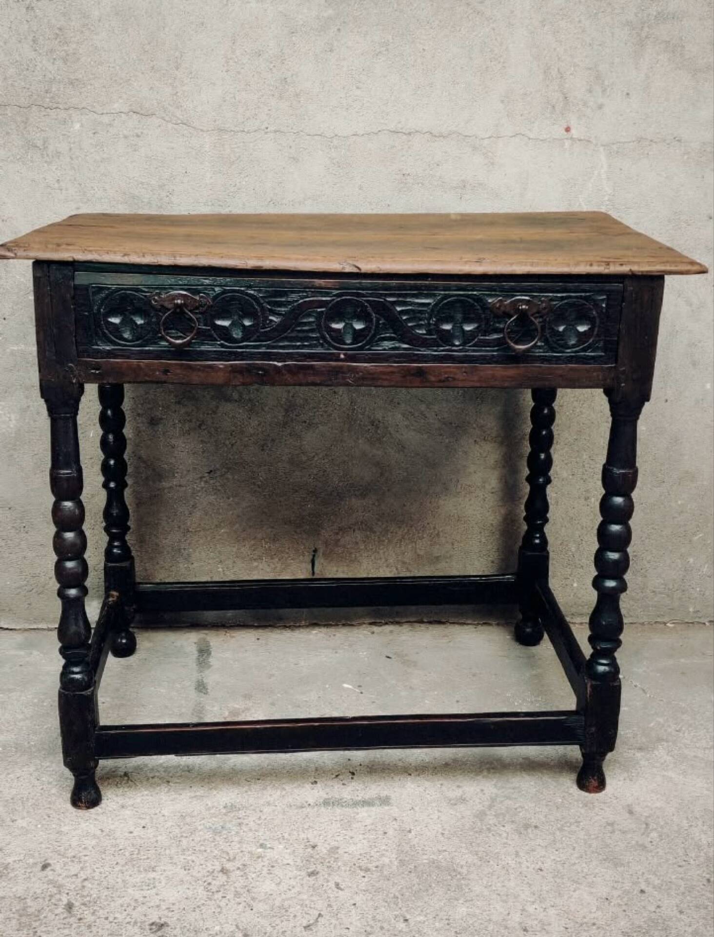 Small desk or table in Henri II style.