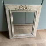 Old mirror wood contour, knot pattern
