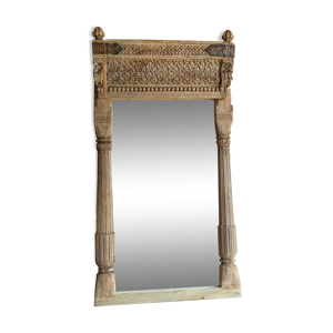 Grand miroir en bois sculpté