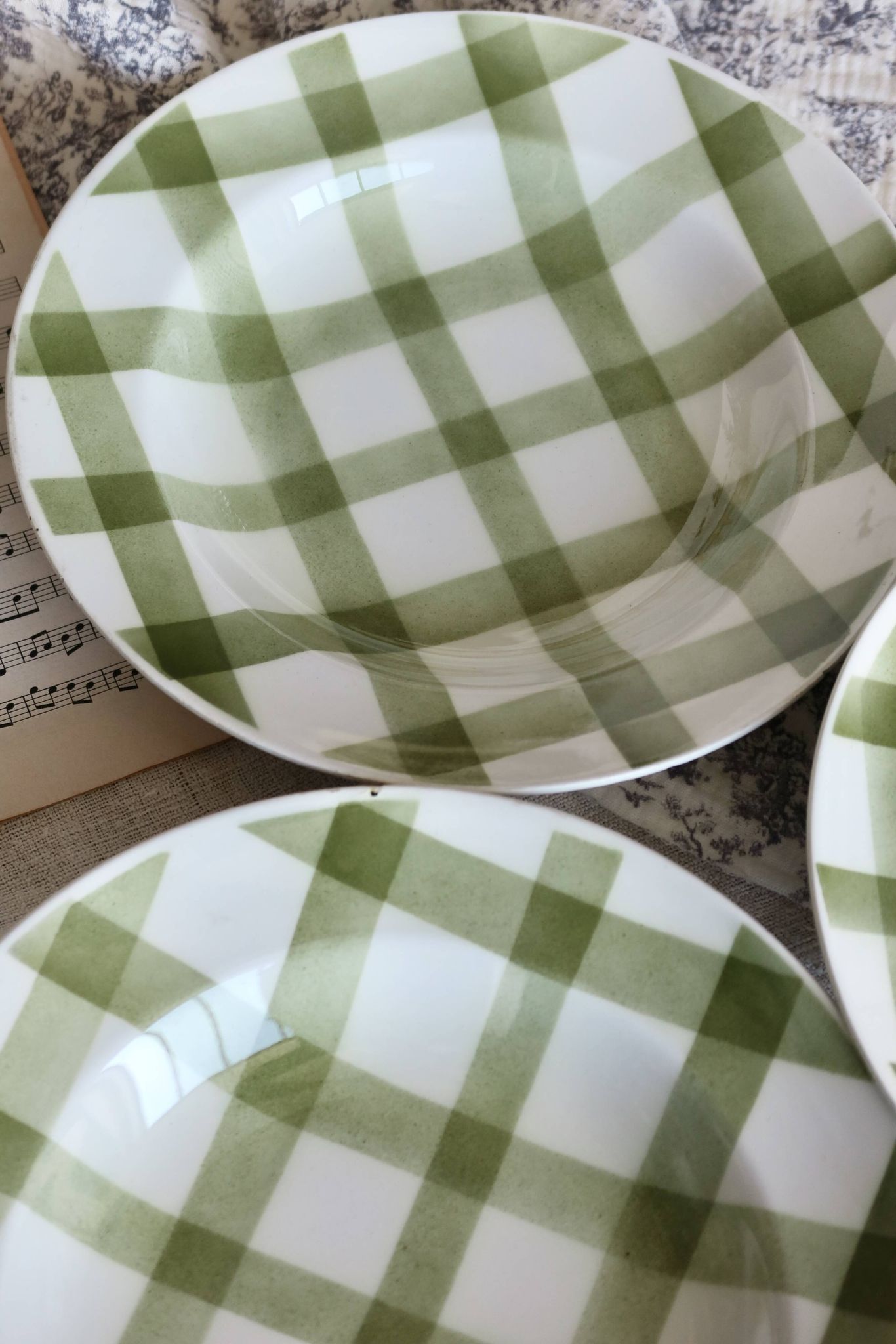 4 vintage deep plates in earthenware Moulin Des Loups model Nappe green