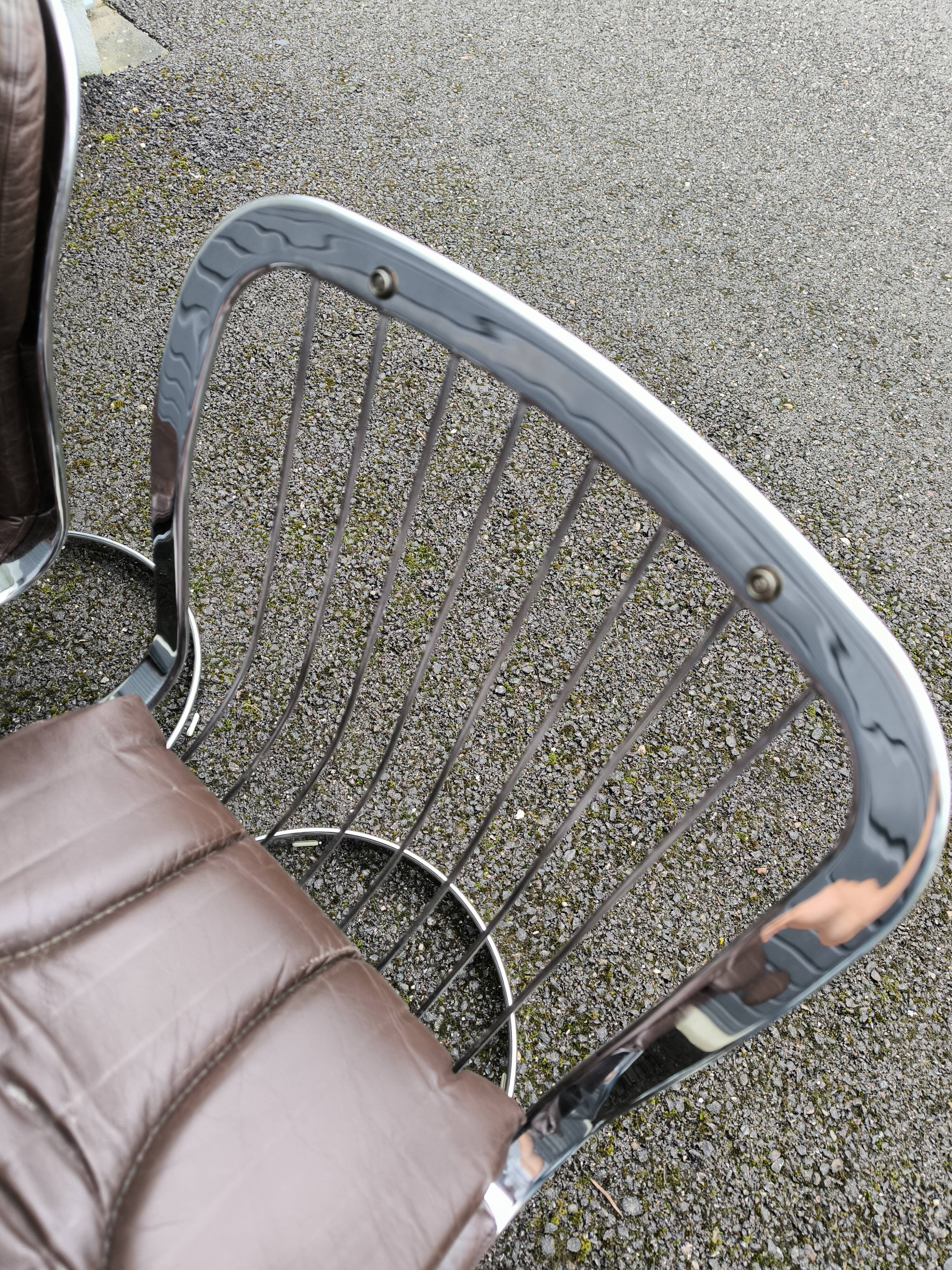 Pair of designer chairs from Cidue Italy