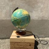 Globe vintage éclairé pied en bois monture argenté déco bureau ancien