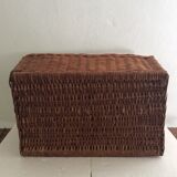 Wicker chest bench