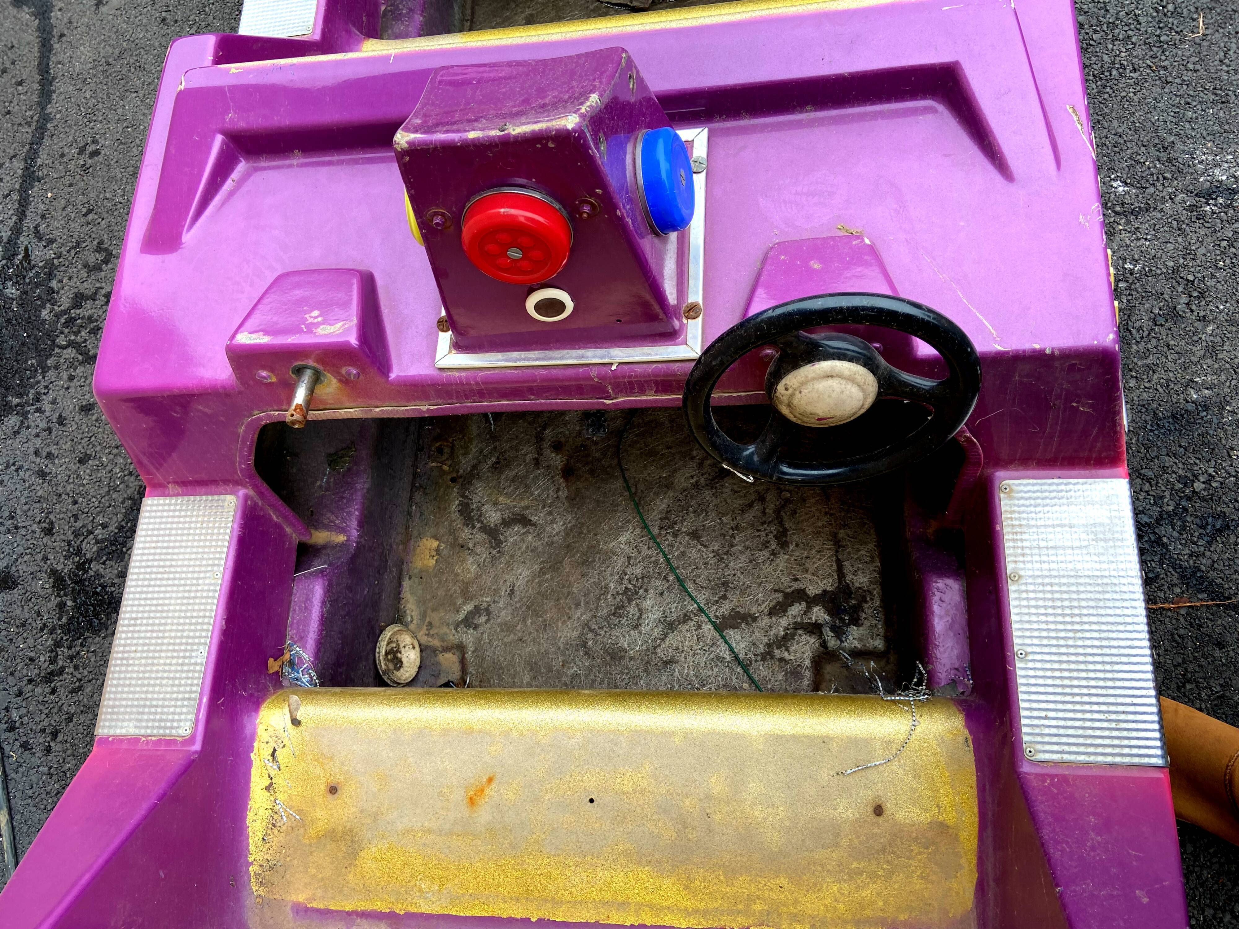 Ride subject - purple car