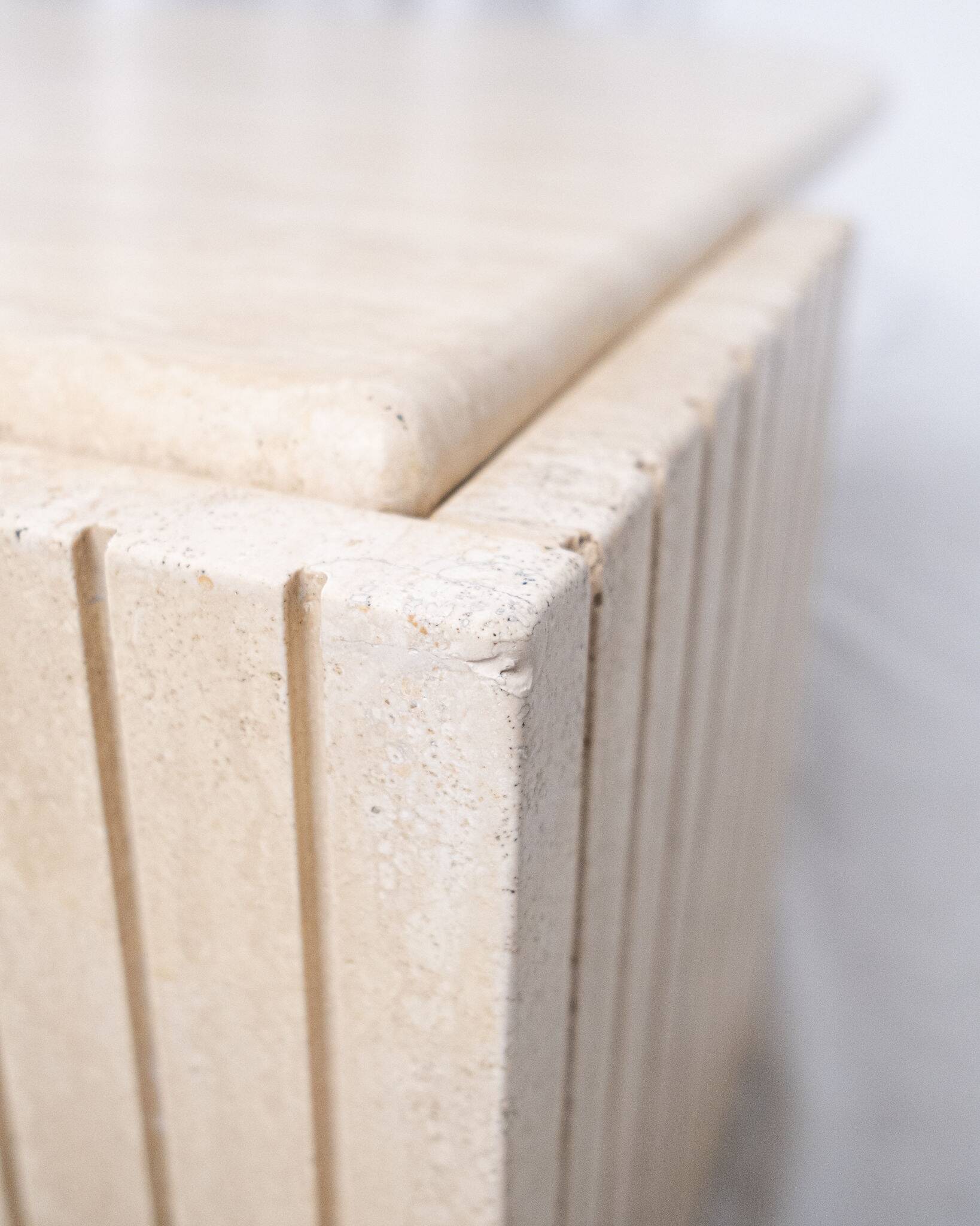 Travertine eye table, Roche Bobois, 1970-80