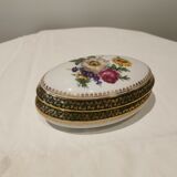 Boite en porcelaine