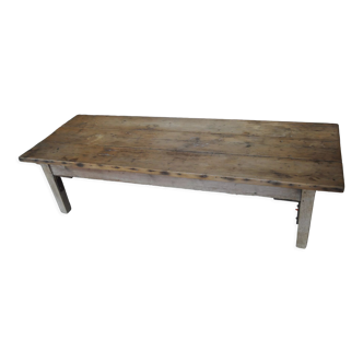 Country coffee table