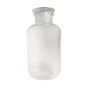 Apothecary jar