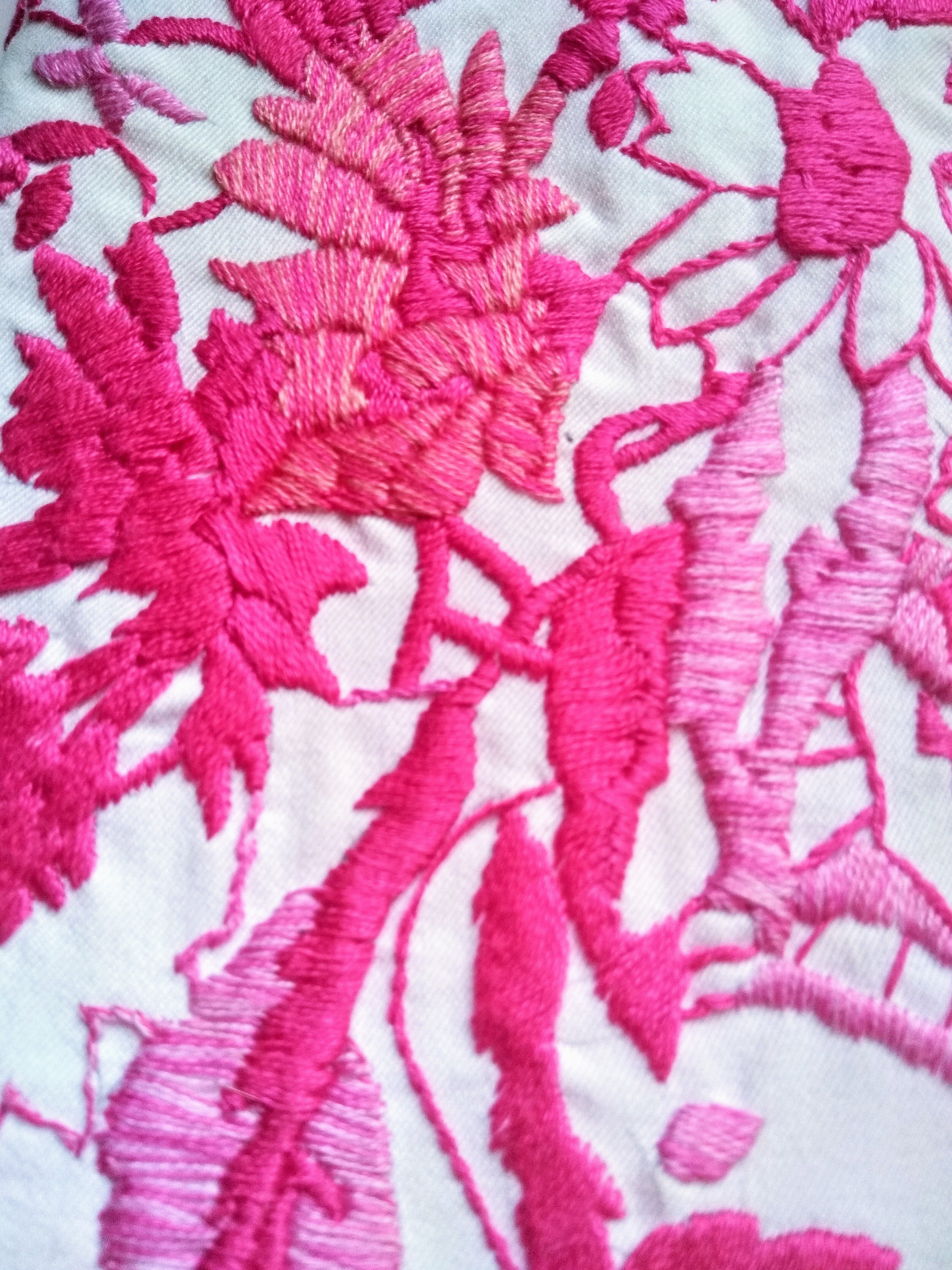 Hand embroidered vintage nape