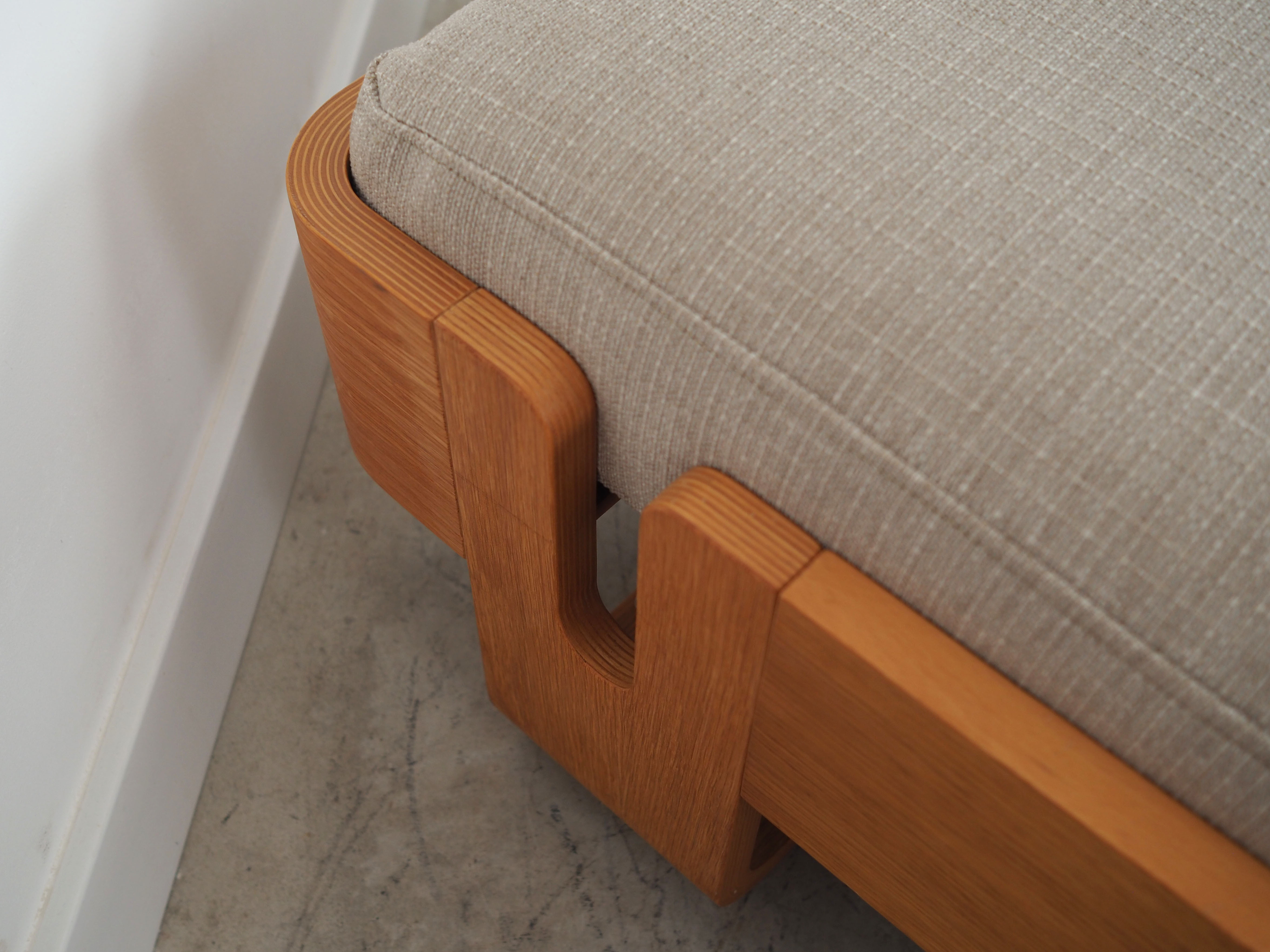 Oak daybed, Danish design, 1970s, production: Denmark