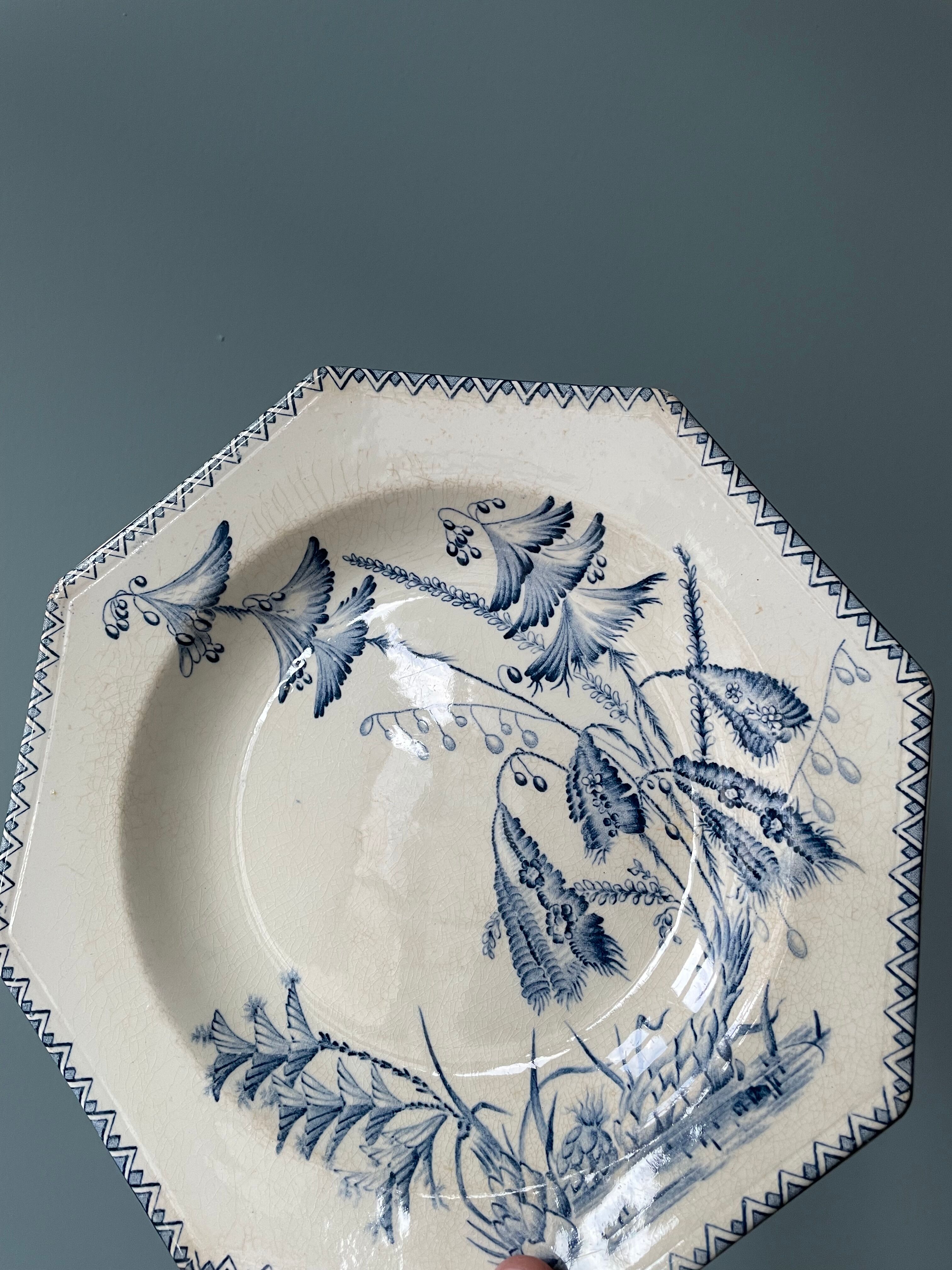 Octagonal plate in Clairefontaine earthenware, Indiana model