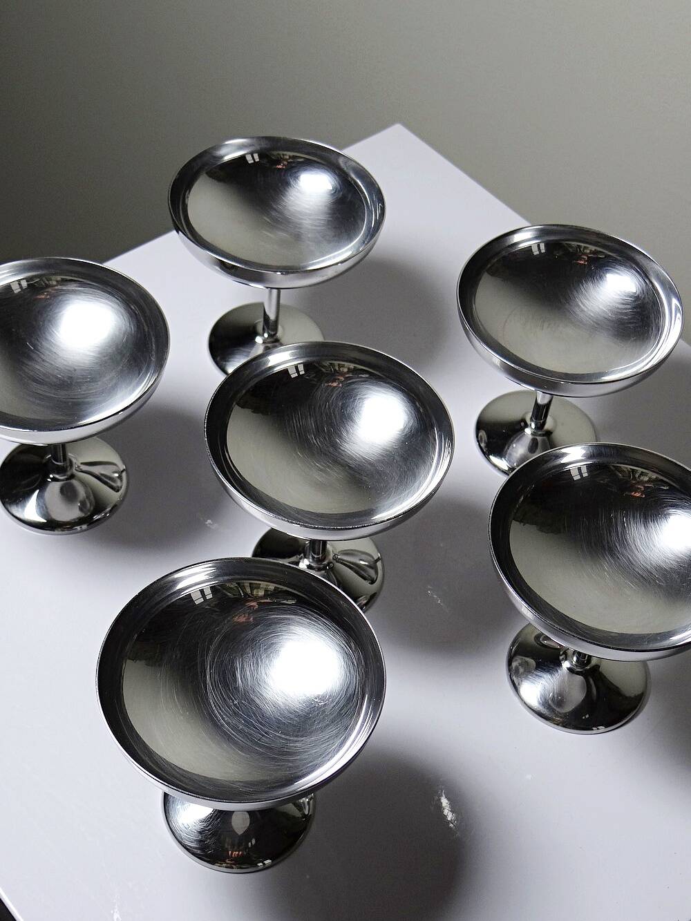 6 vintage dessert bowls on a pedestal in stainless steel in the style of Guy Degrenne.