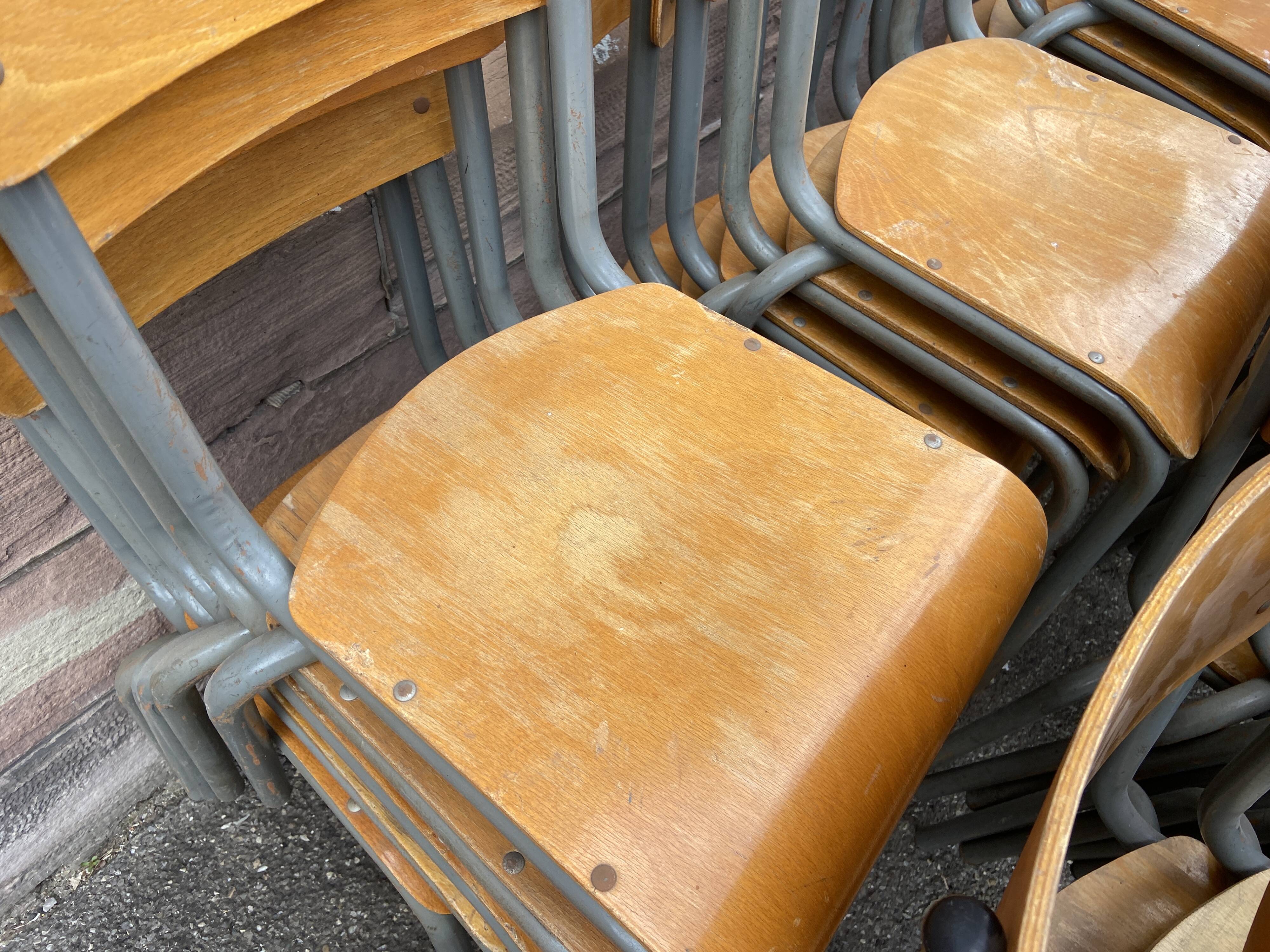 Lot 100 school chairs mullca