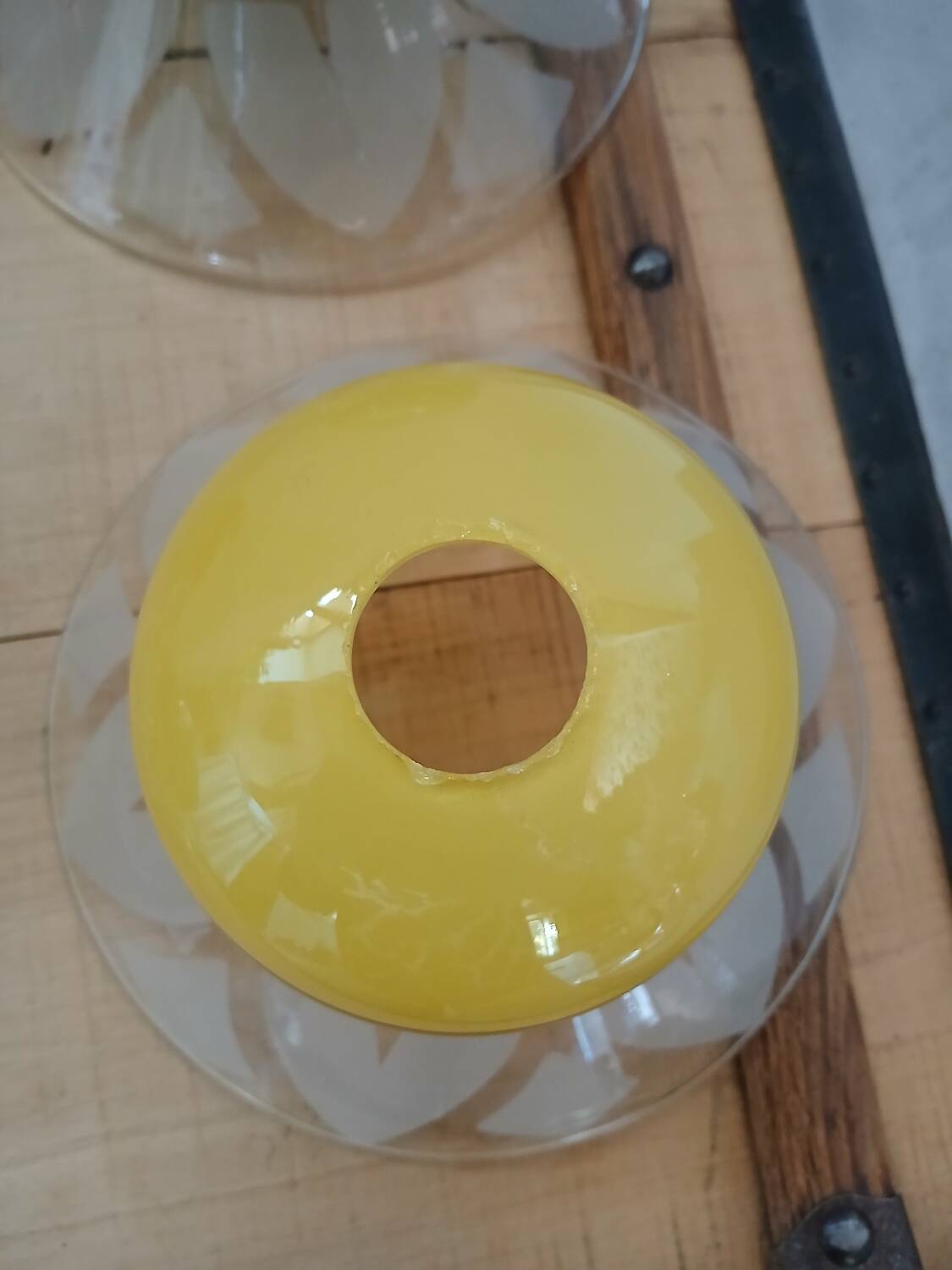 4 Art Deco glass pendant lights