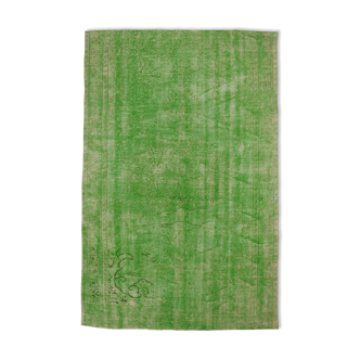Green rug 284x187
