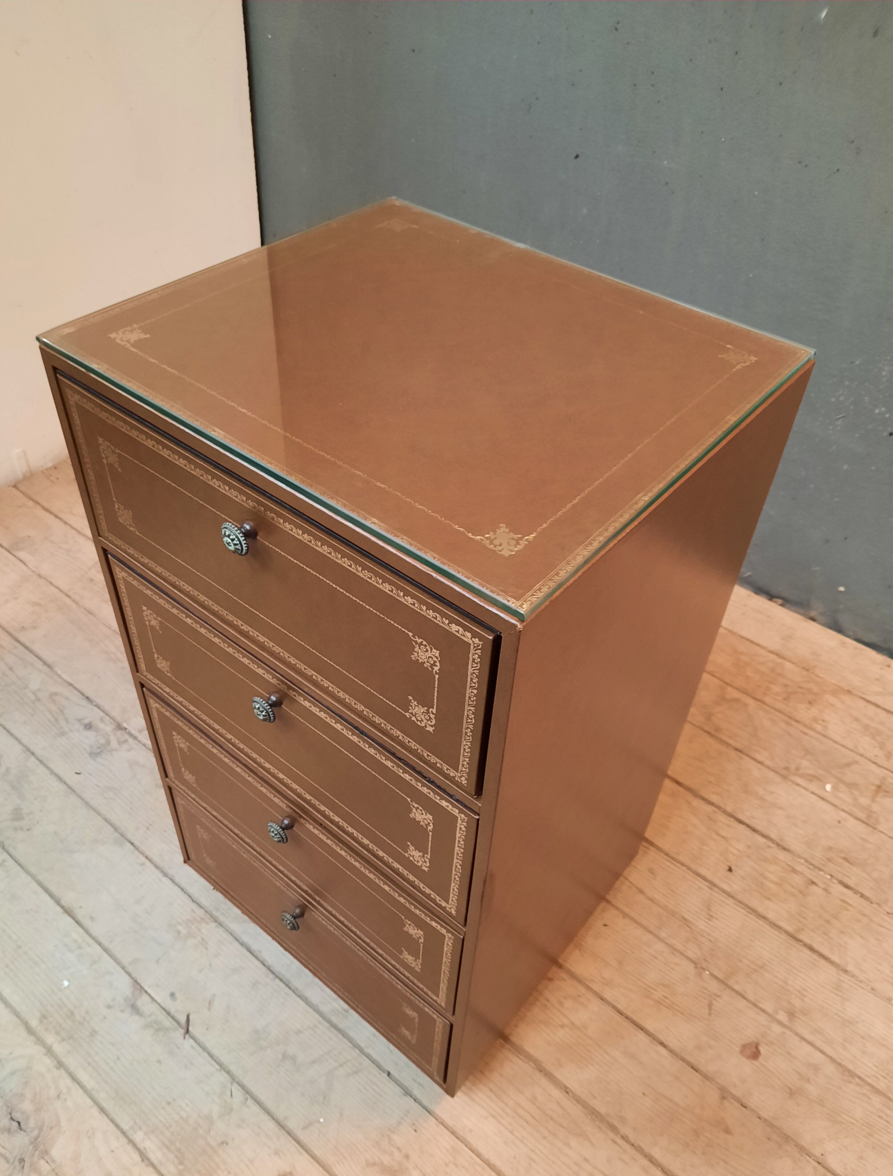 Leather cardboard maker