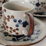 4 tasses et soucoupes en grès émaillé