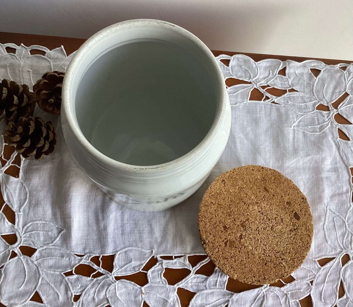 “Coffee” porcelain pot with cork stopper