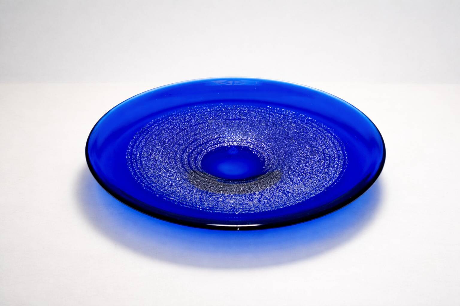 Glass bowl with gold foil, František Vízner, 1976, Czechoslovakia