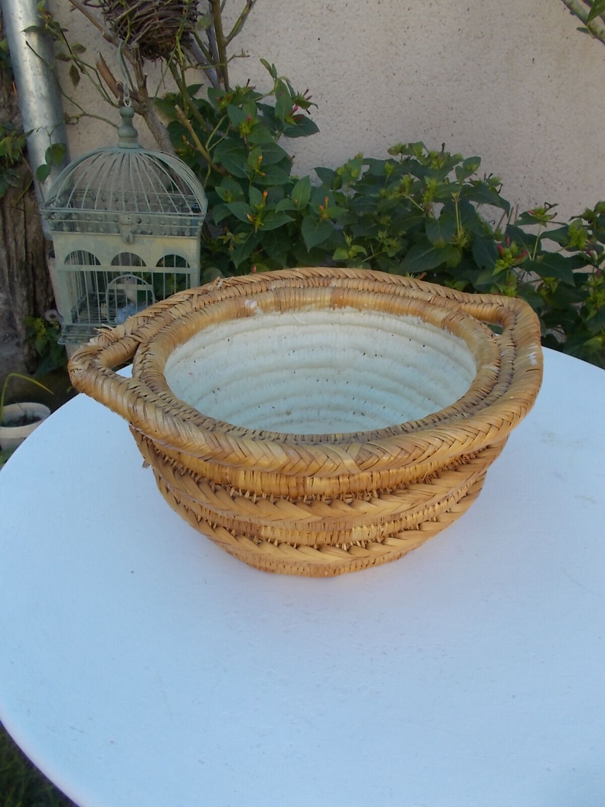 Cache pot