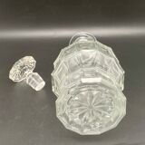 Carafe en verre à facettes