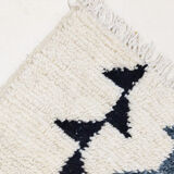 Moroccan berbere carpet 294x100cm