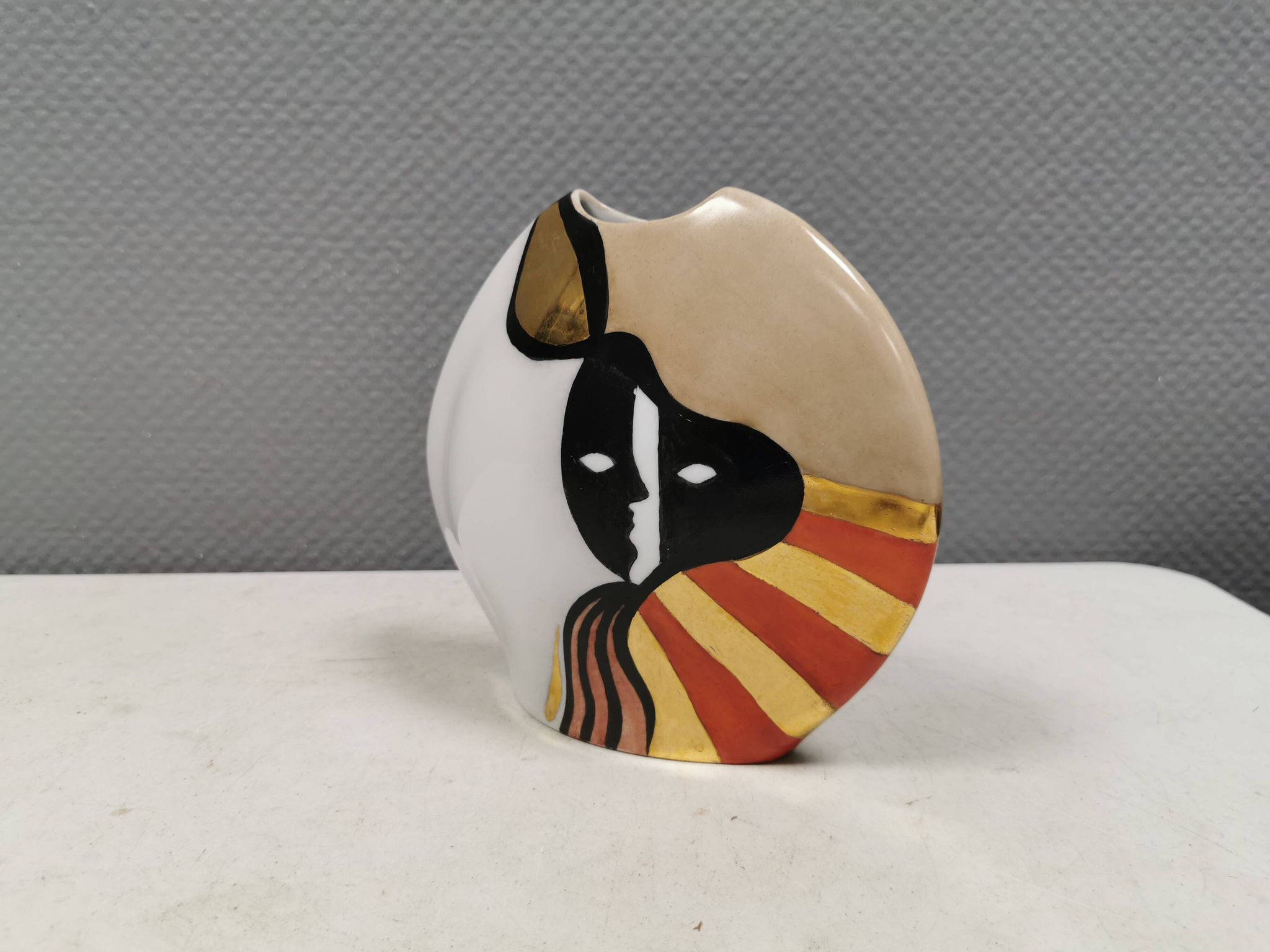 Vase with a motif, in an abstract style.