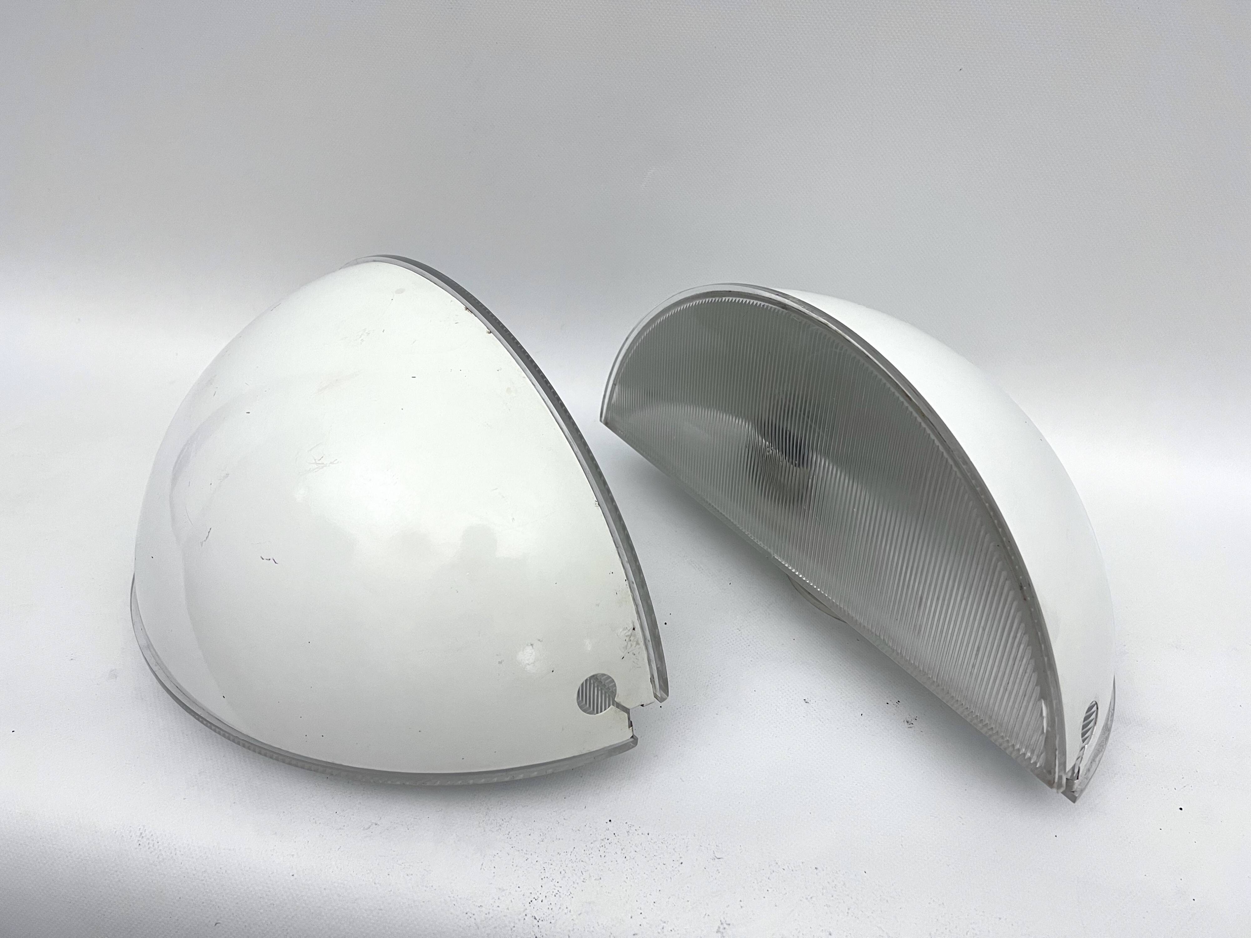 Flos, vintage set of two Quarto sconces by Afra e Tobia Scarpa. Italy 1970s