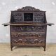 Secrétaire chinois du 19e siècle avec sculpture de dragon en bois.
