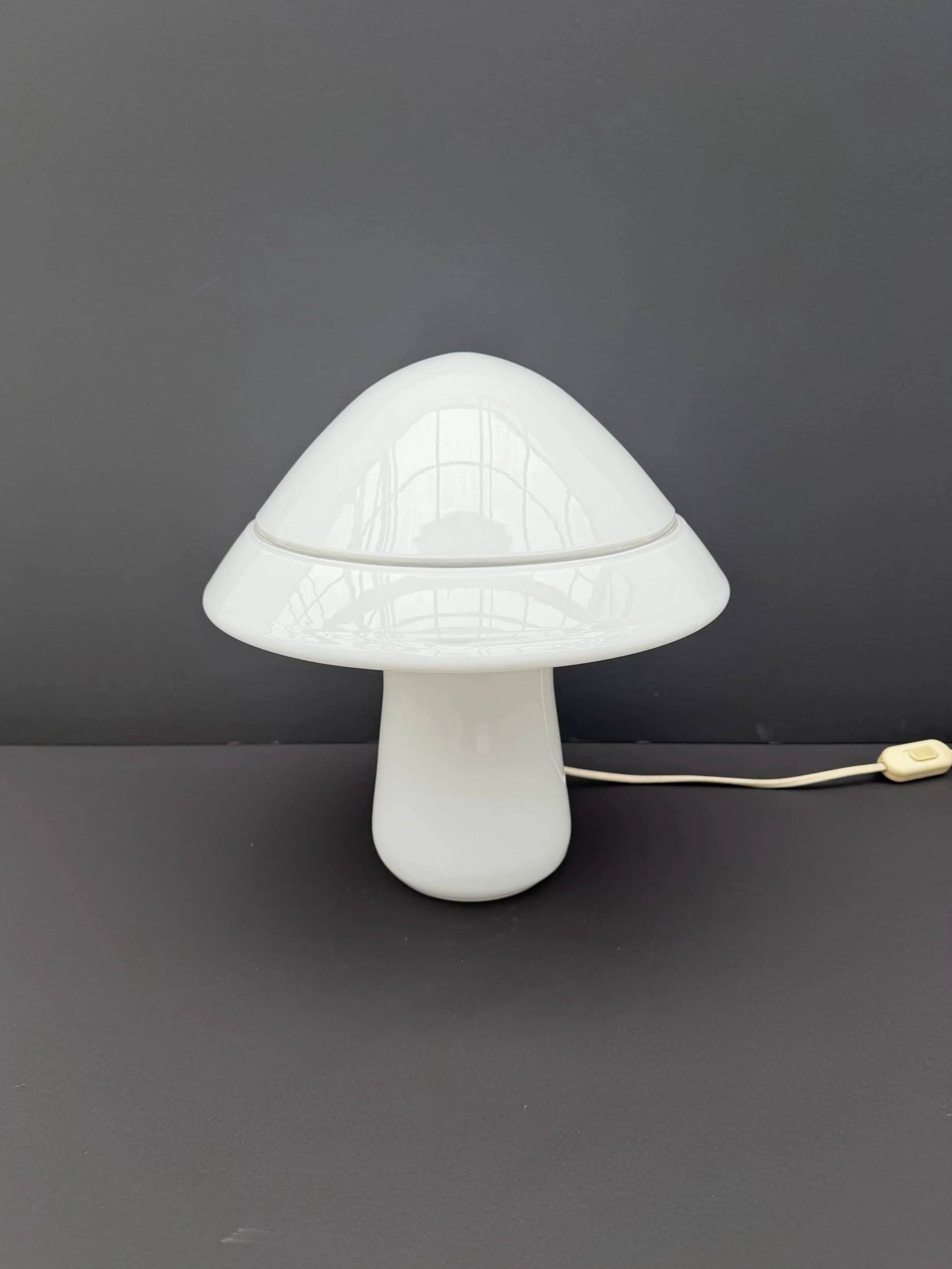 Mushroom lamp by RES MURANO in opaline, Italy 1960