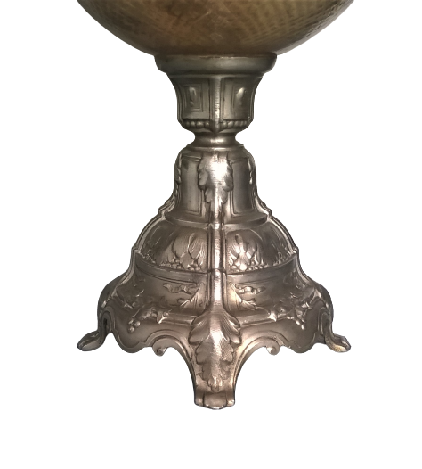 Electrified kerosene lamp art-deco- regulated silver and tinted glass with its original lampshade