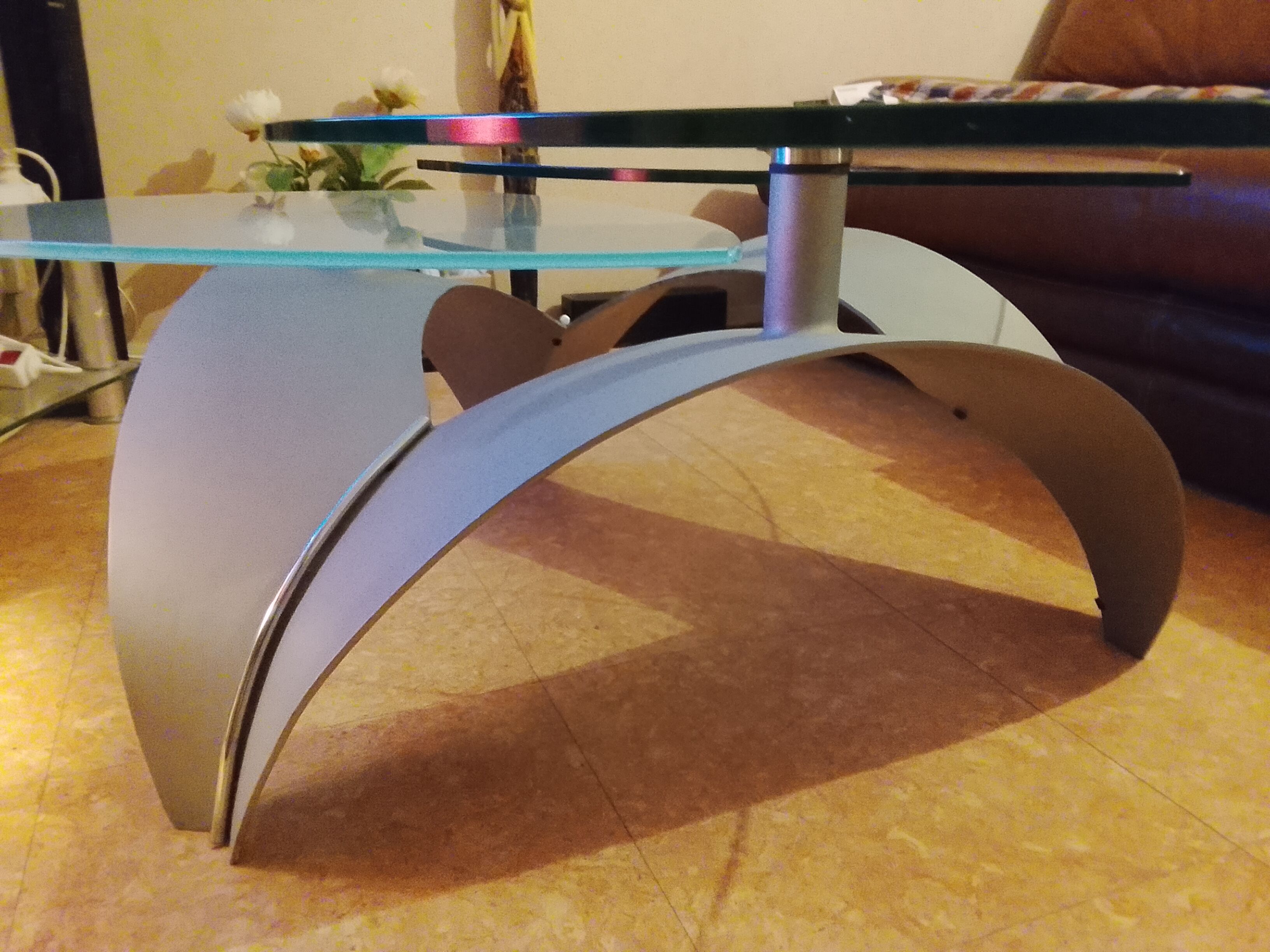 Living room table design