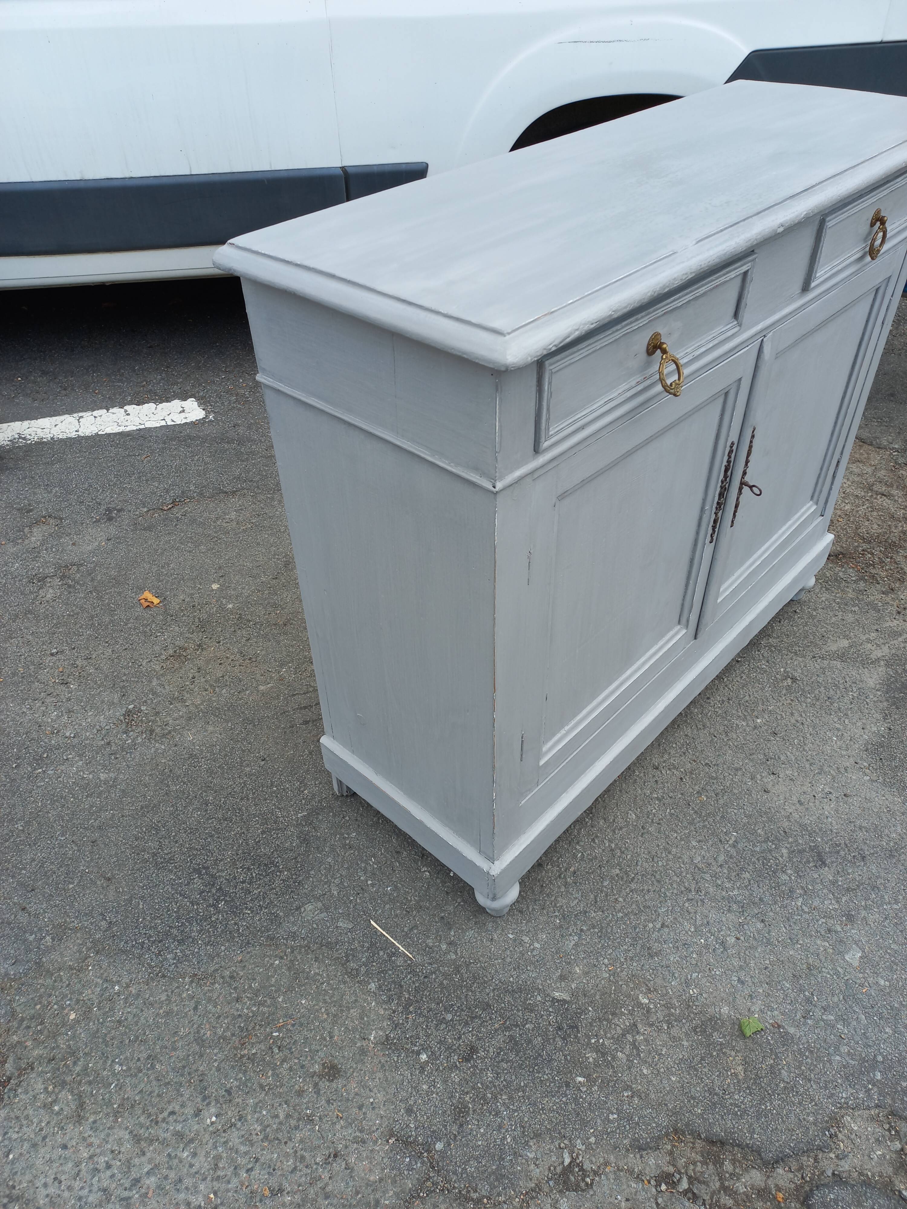 Parisian buffet old gray patina 2 doors 2 drawers