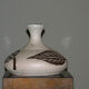 Vase en céramique avec décors floraux