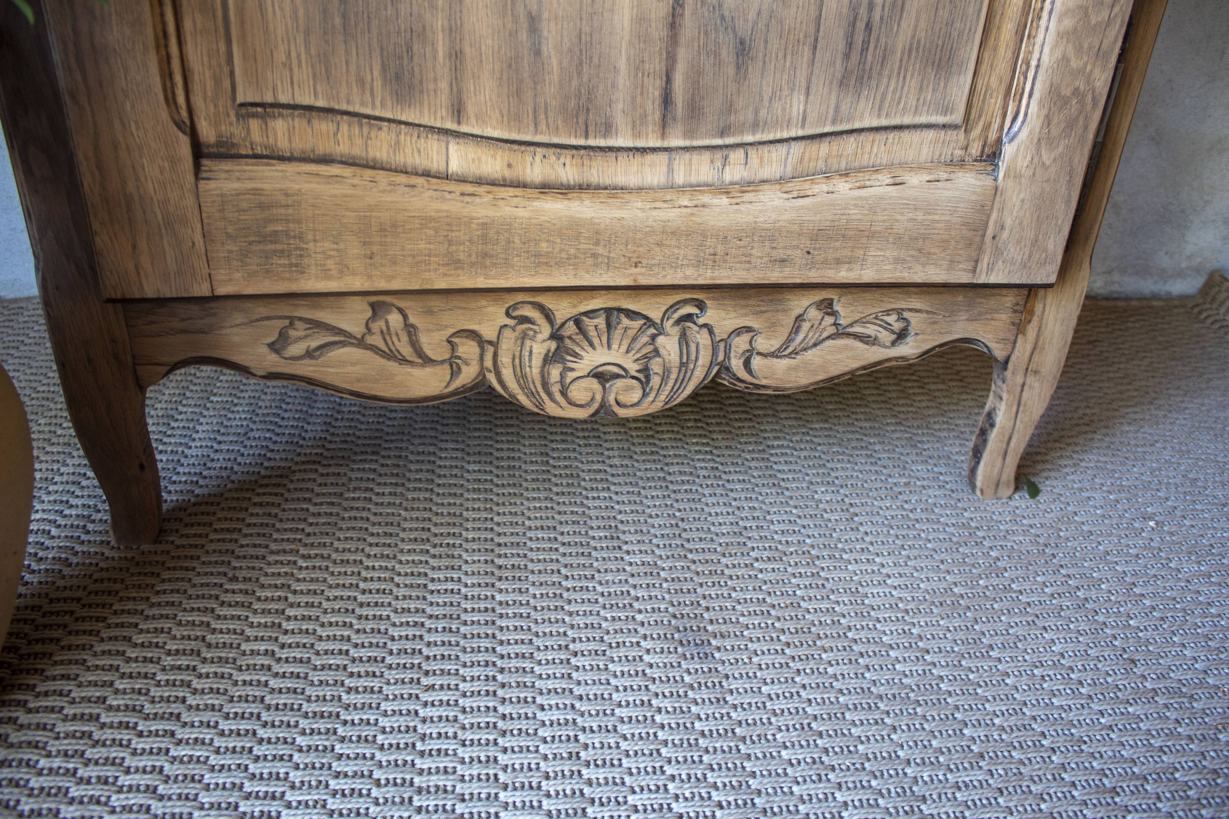 antique solid wood bonnetière