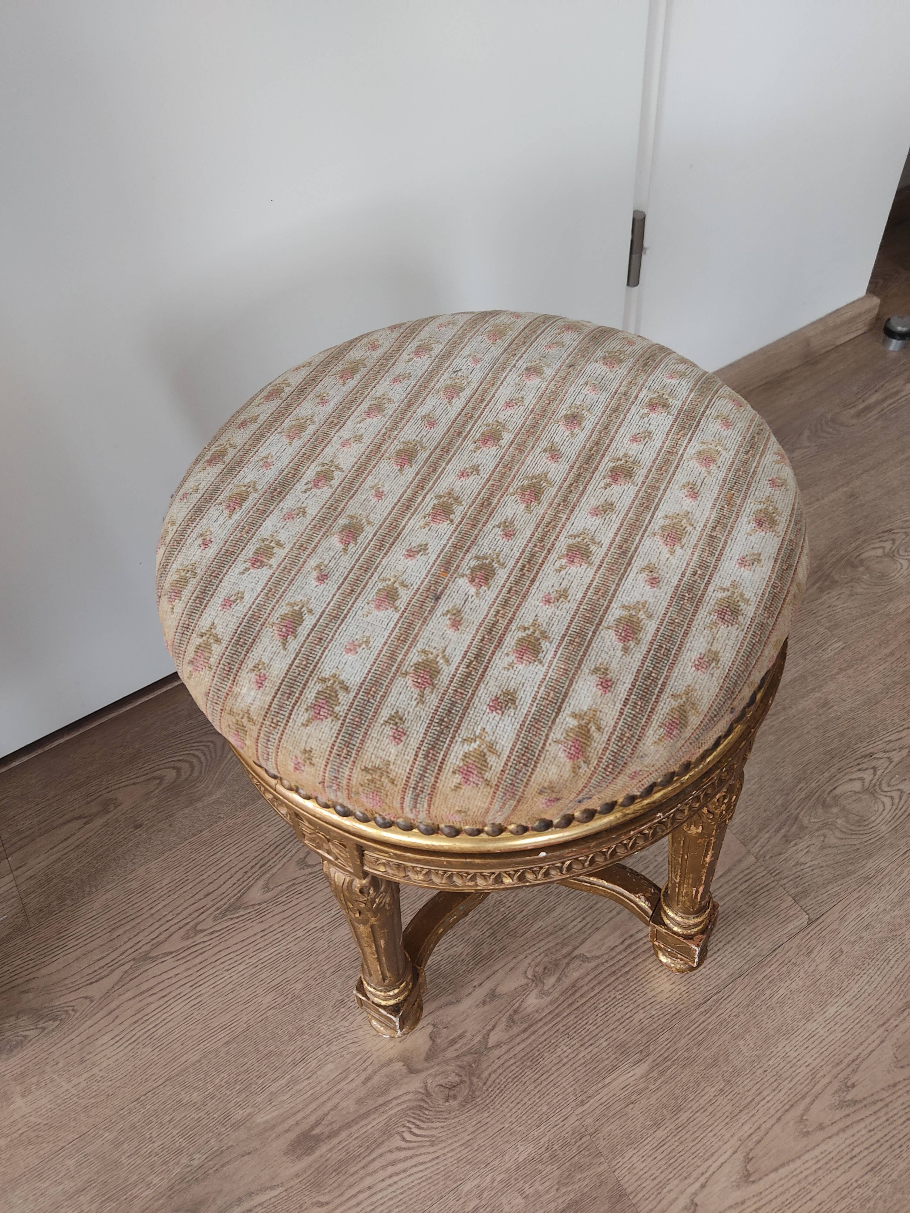 Tabouret de piano