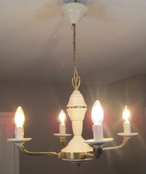 Lustre 4 Bras De Lumière Des Années 1950 1960 En Métal Blanc Et Doré