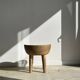 Chaise quadripode assise ronde à petit dossier en manguier naturel monoxyle