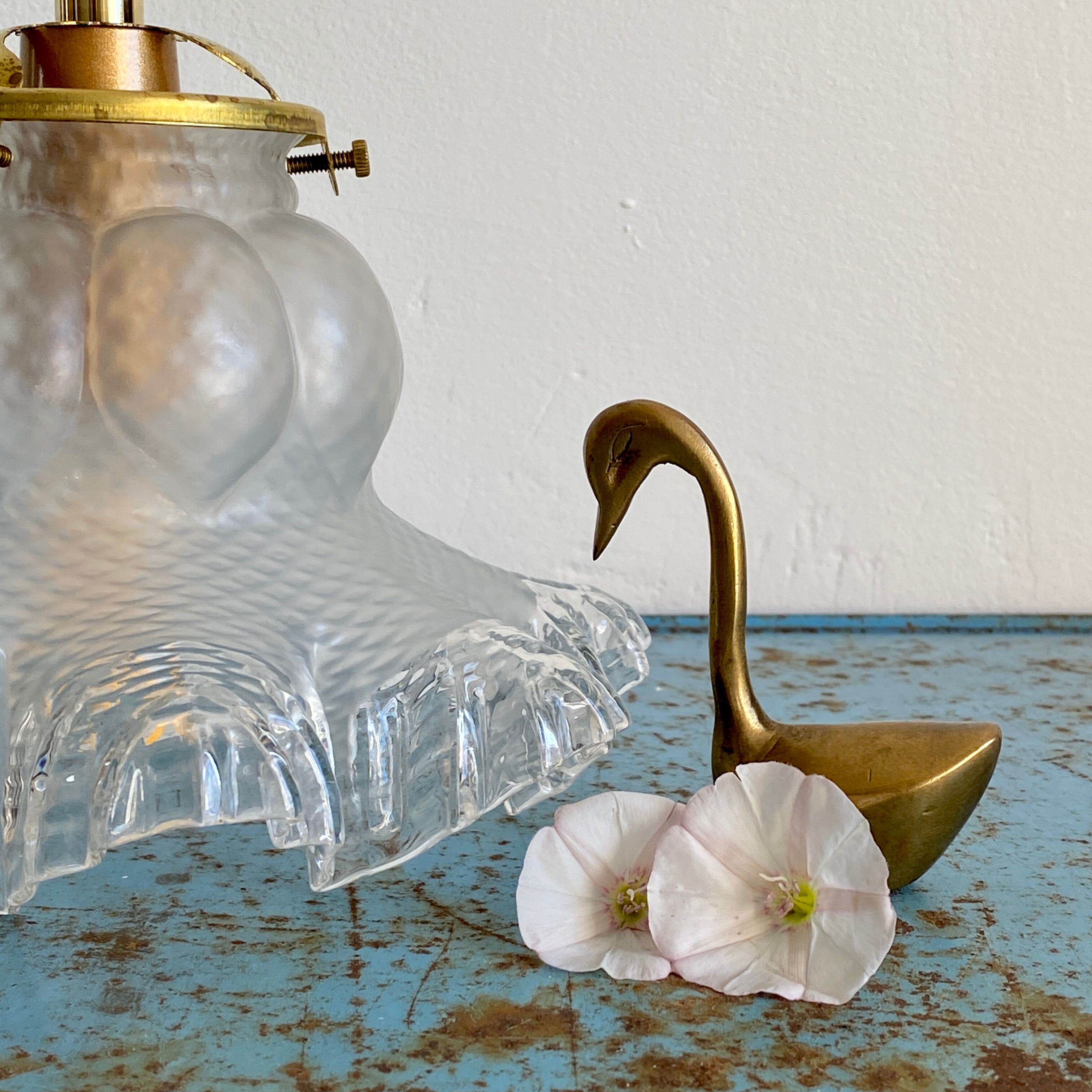 Vintage tulip stroller in transparent and frosted glass