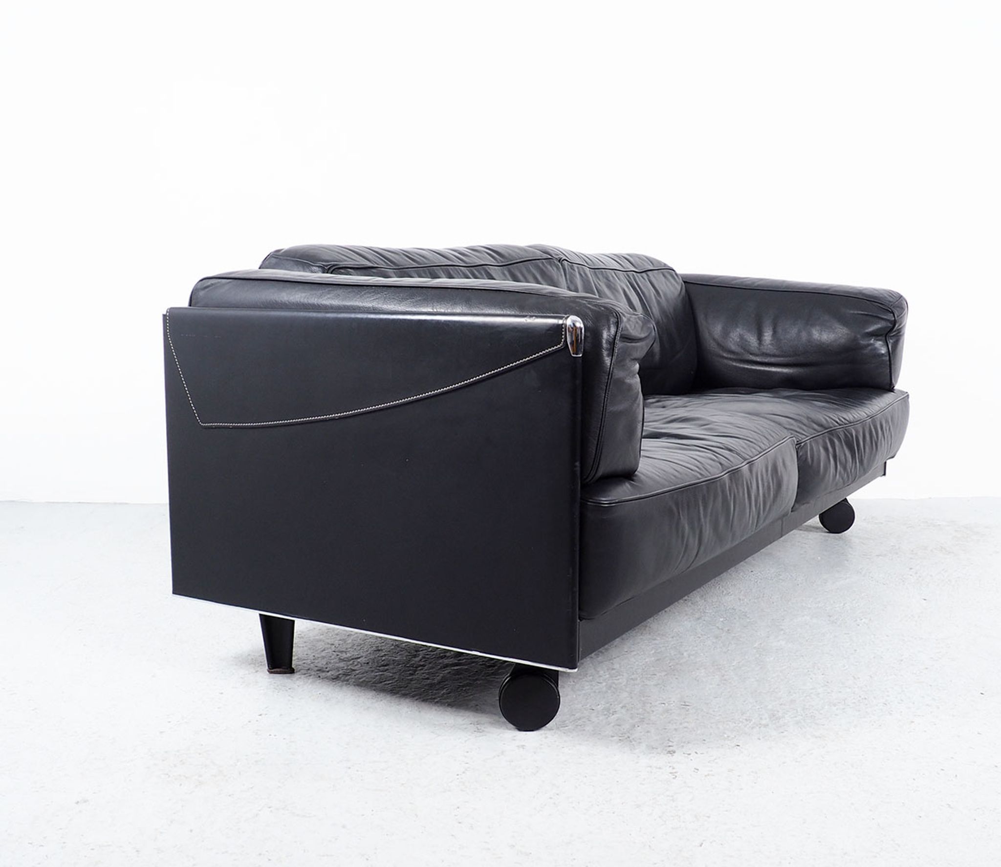 Twice 2.5-Seater Leather Sofa by Pierluigi Cerri for Poltrona Frau, 1990s
