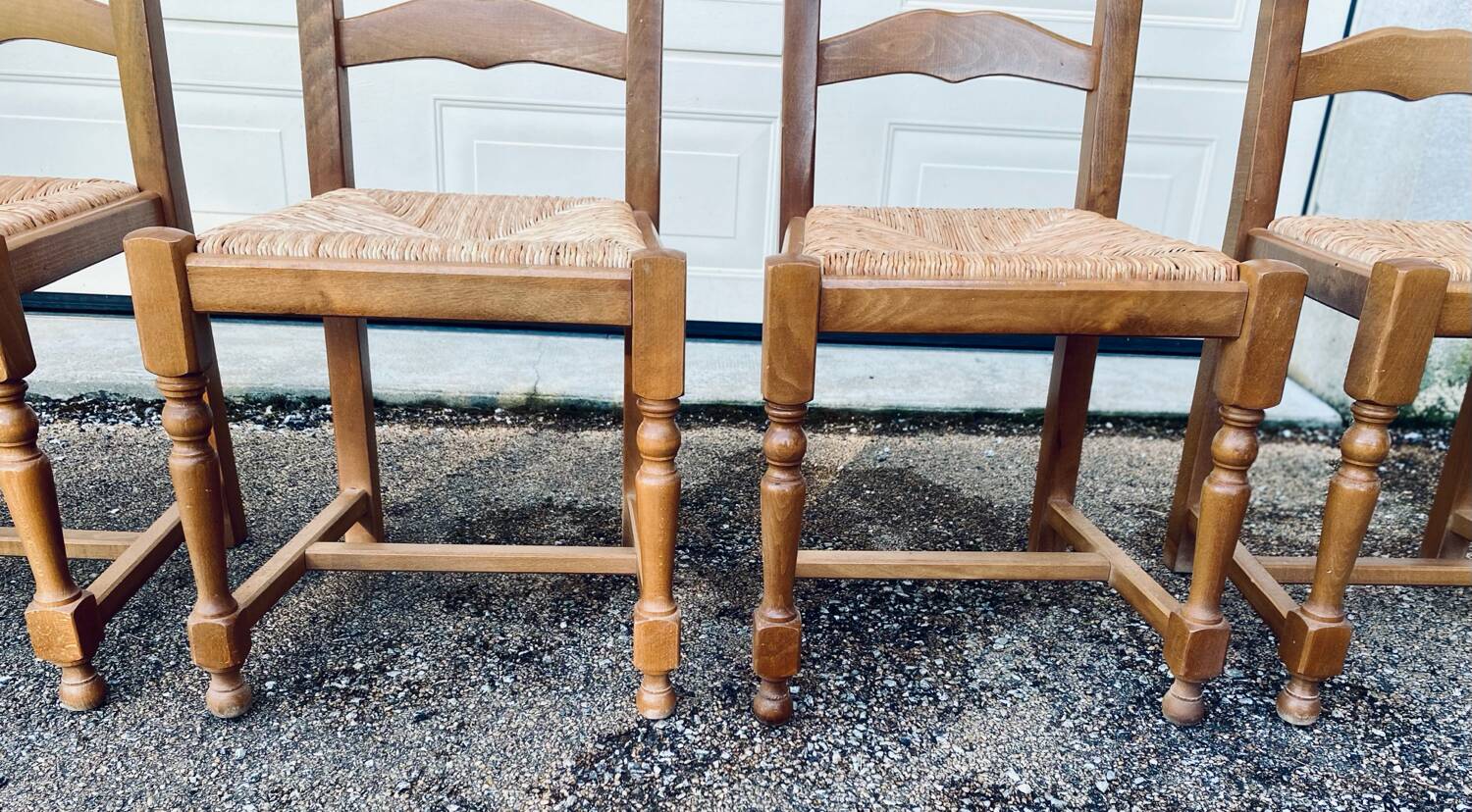 4 oak straw farmhouse chairs