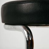 Tubular bar stool