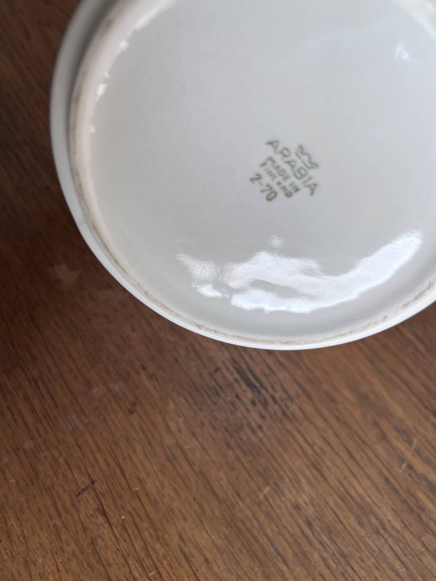Vase jug Arabia Finland 1970 in white porcelain