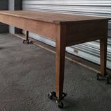 Old farmhouse table in solid oak with dowels.