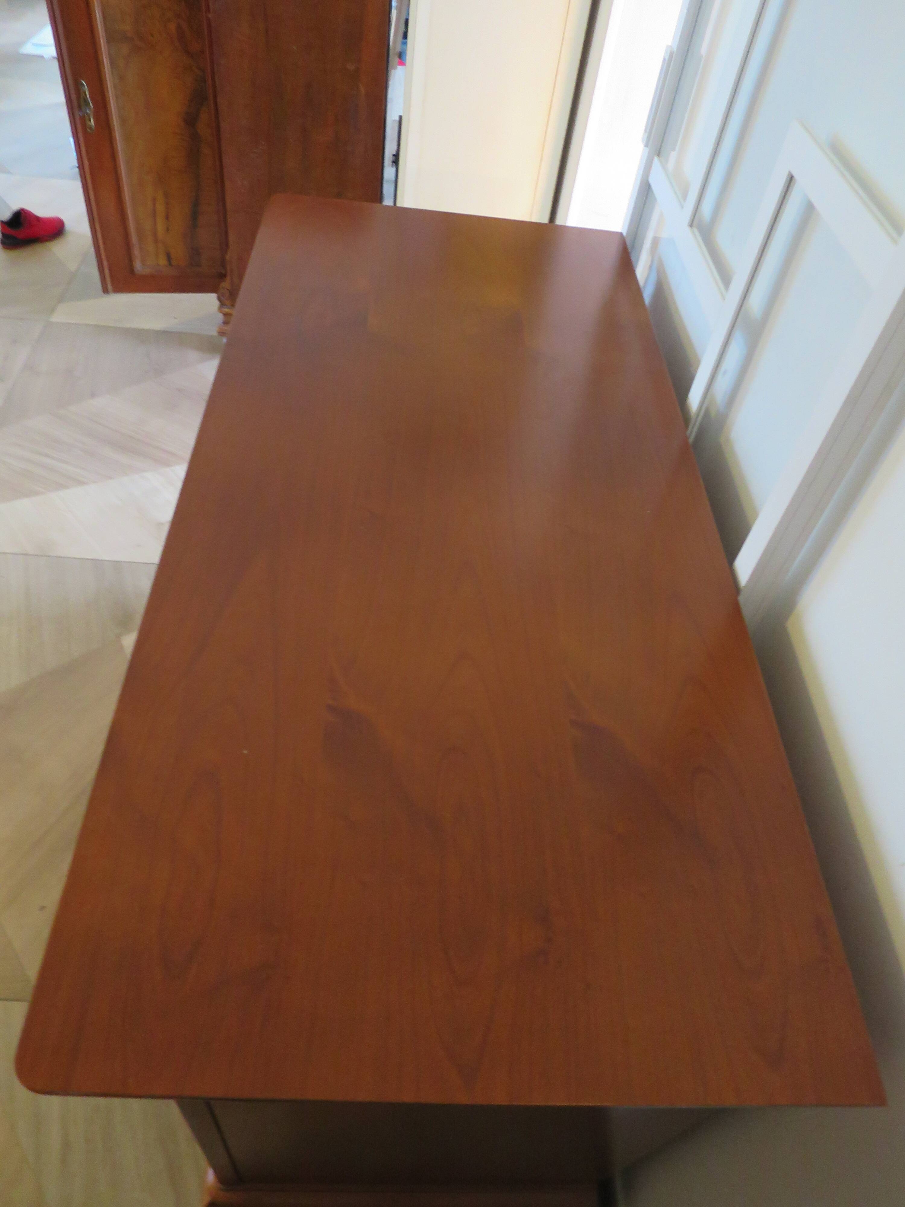 Chest of drawers in solid cherry wood with a curved top - Louis Philippe style - 4 drawers