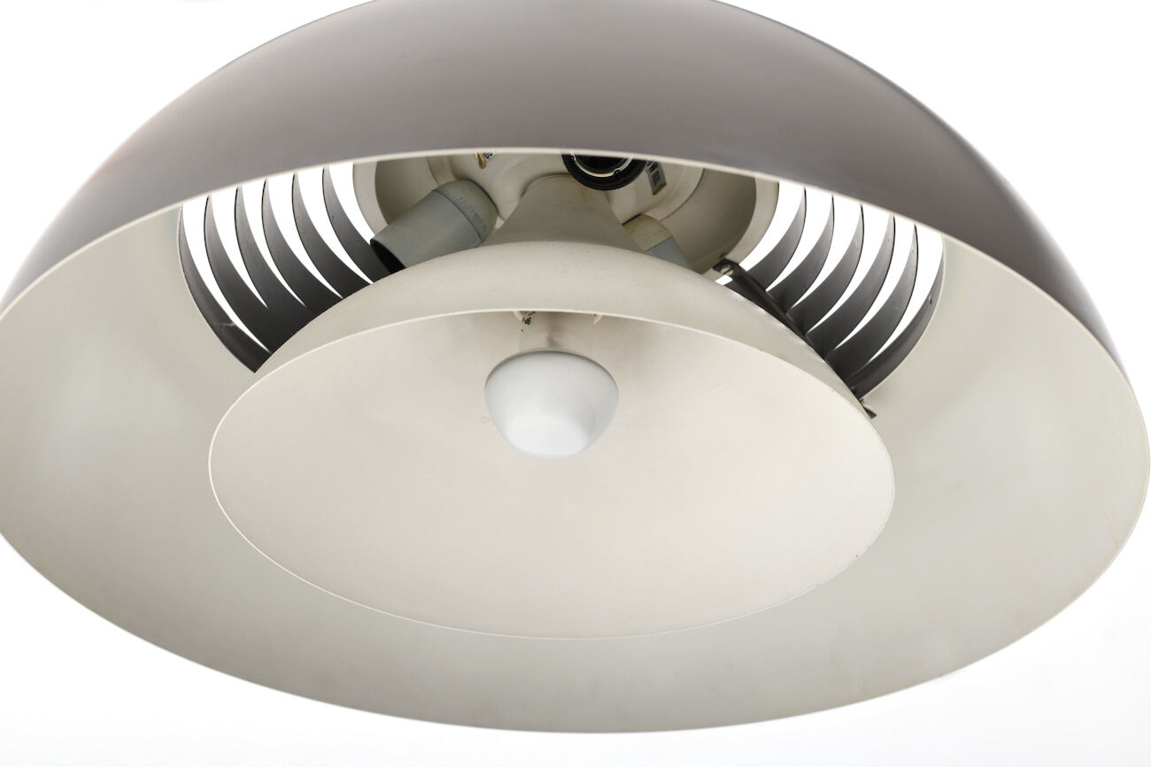 Supension AJ-Pendel par Arne Jacobsen